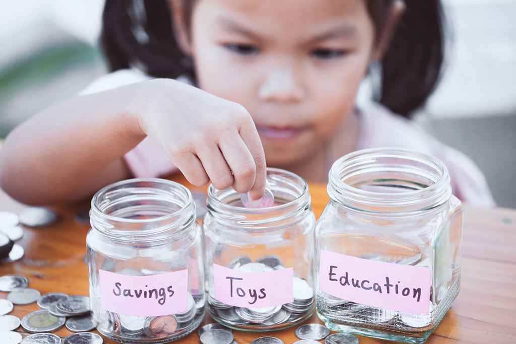 5 Real Ways To Teach Your Kids How to be Smart with Money